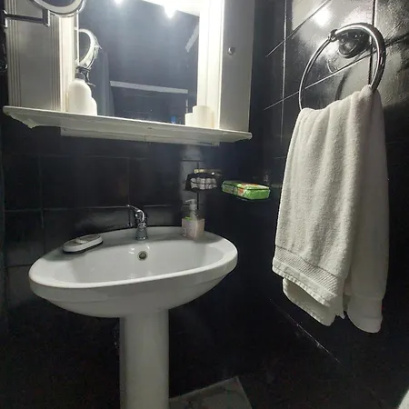 Jim Villa6family Wi-fi 500 With Its Own Yard