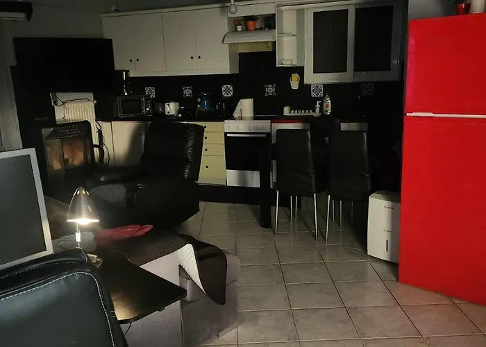 Apartment Jim Villa6family Wi-fi 500 With Its Own Yard