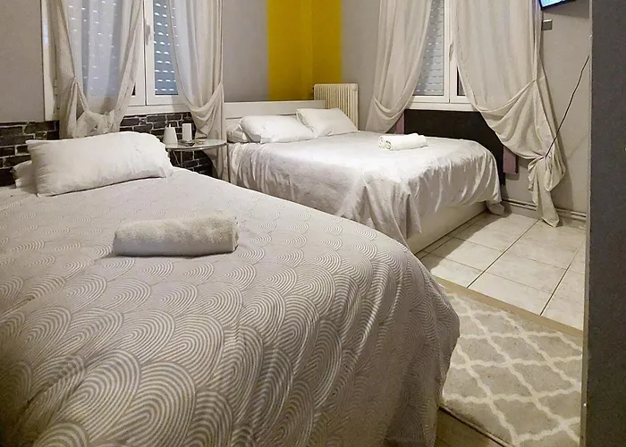 Jim Villa6family Wi-fi 500 With Its Own Yard