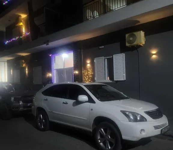 Jim Villa6family Wi-fi 500 With Its Own Yard Apartment